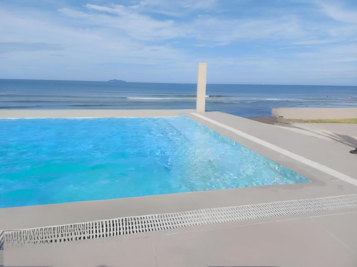 Tana Beach Villas Lian Exterior photo