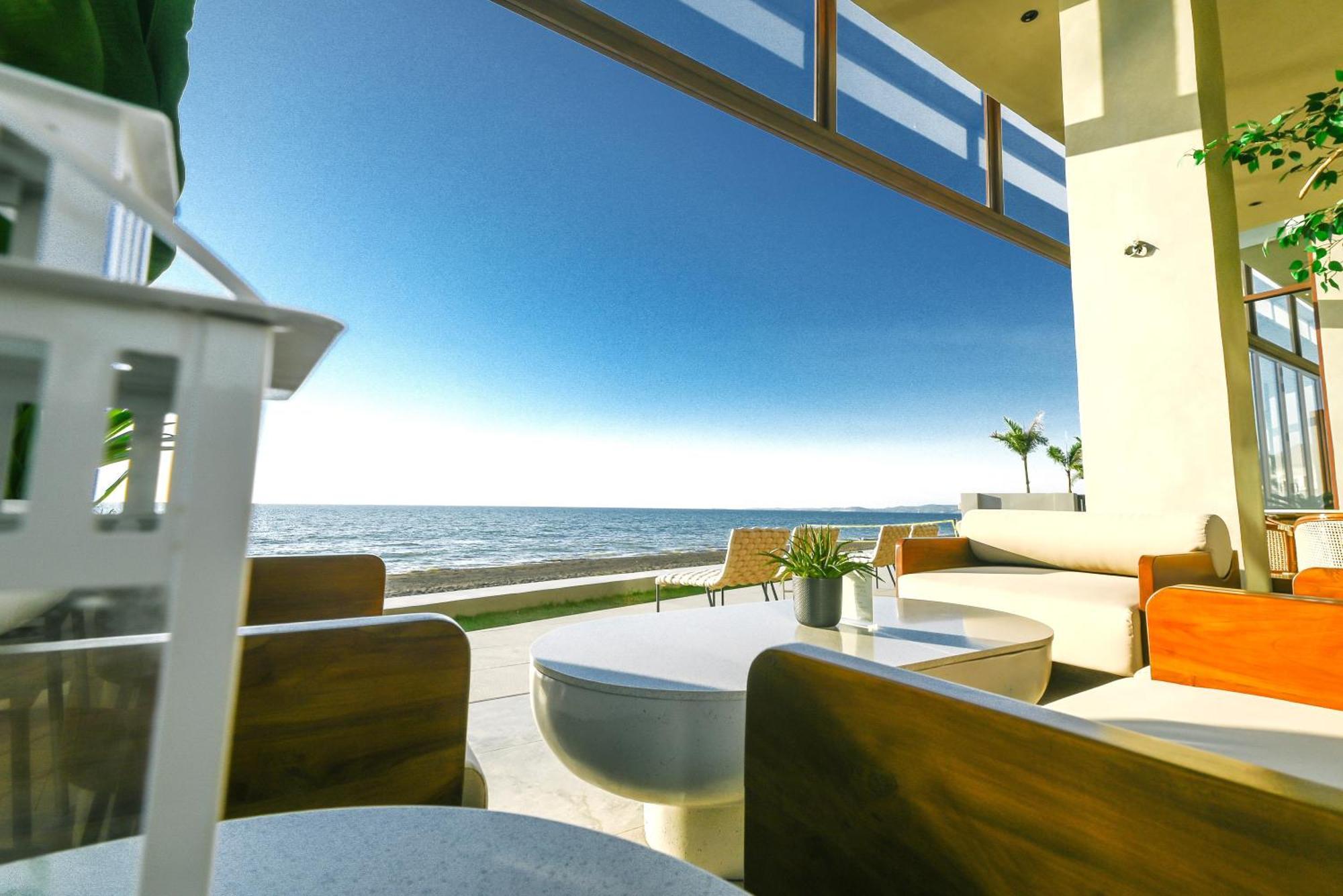 Tana Beach Villas Lian Exterior photo